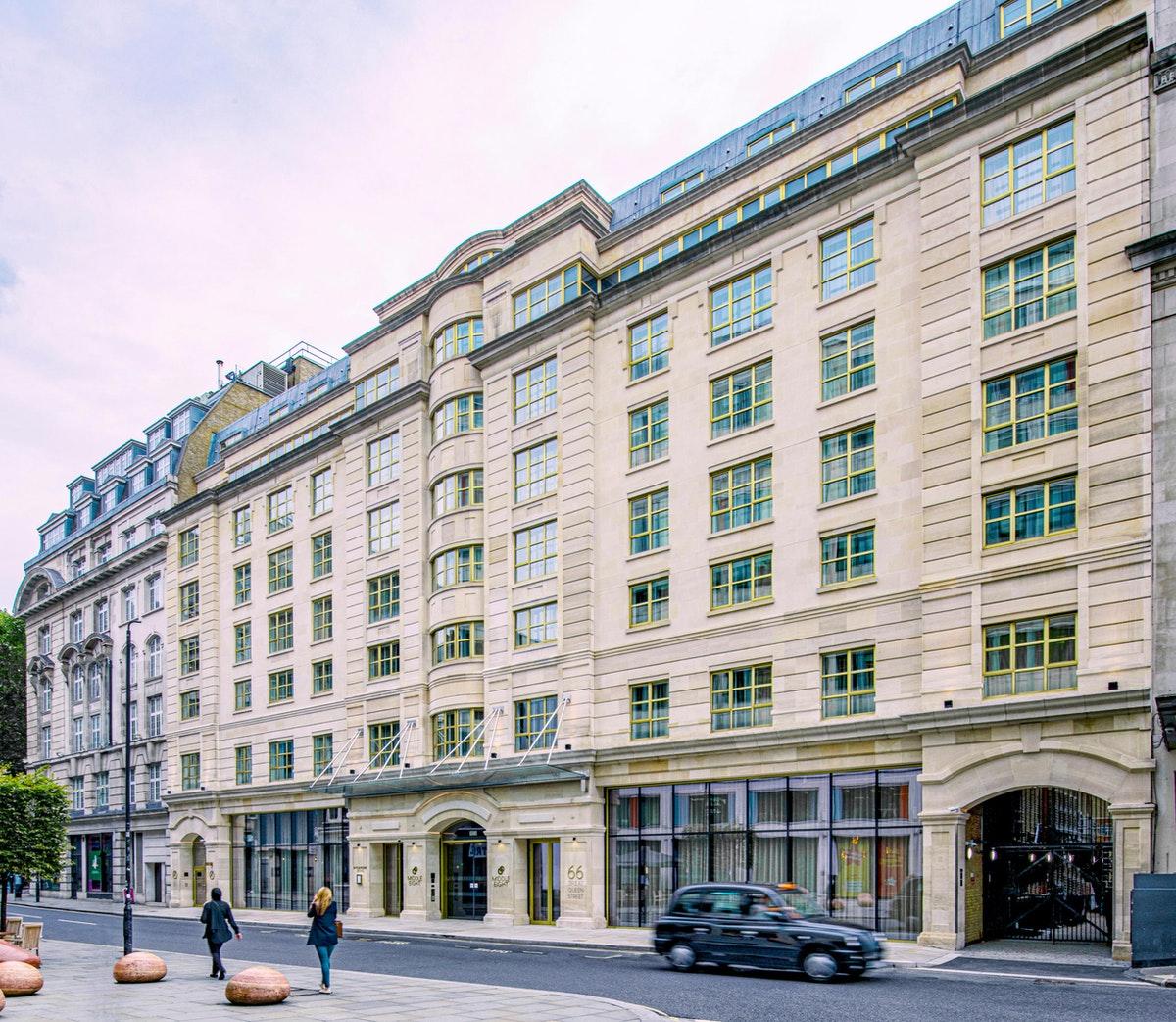 Middle Eight - Covent Garden - Preferred Hotels And Resorts Лондон Екстериор снимка The photo shows a large, multi-story building with a classical architectural style. The facade features a mix of light-colored stone and large windows, giving it a sophisticated appearance. The building has several levels with prominent horizontal li