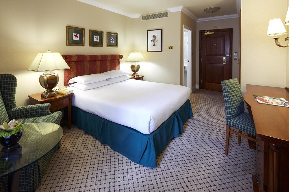 Middle Eight - Covent Garden - Preferred Hotels And Resorts Лондон Екстериор снимка A room at the InterContinental London